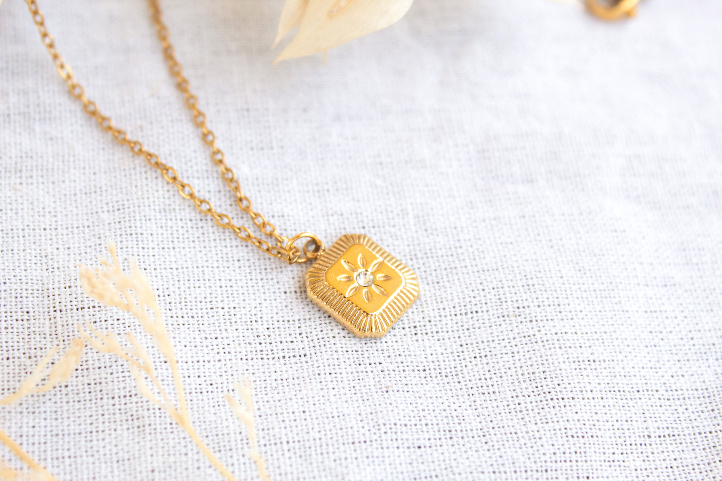 Solara Necklace