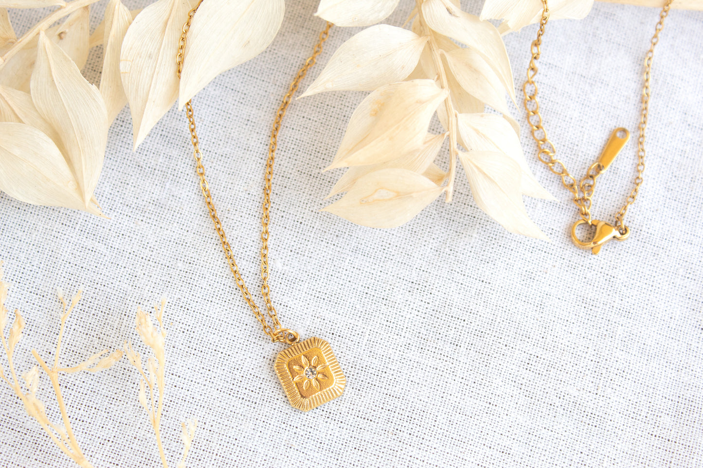 Solara Necklace