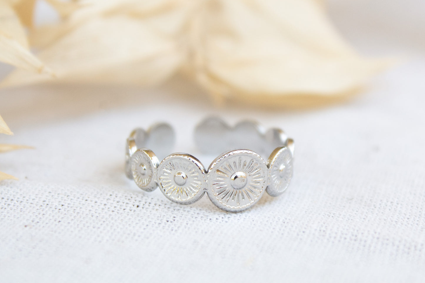 Sun Temple Ring