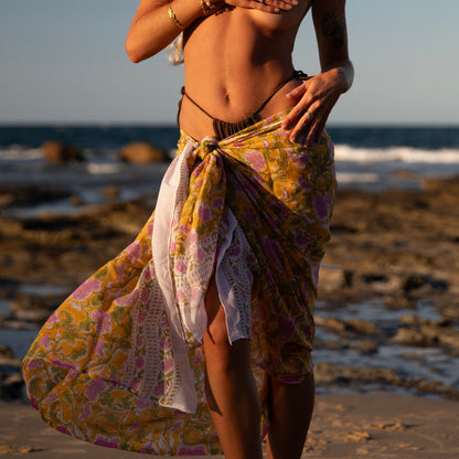 Naya Sarong