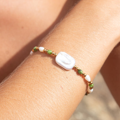 Elysian Soul Bracelet with pearl and green beads