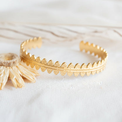 Gold Forest Grove Bangle