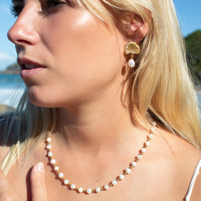 Iris Pearl Necklace