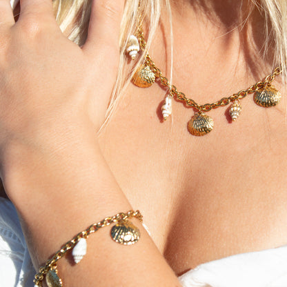 Gold seashell charm bracelet