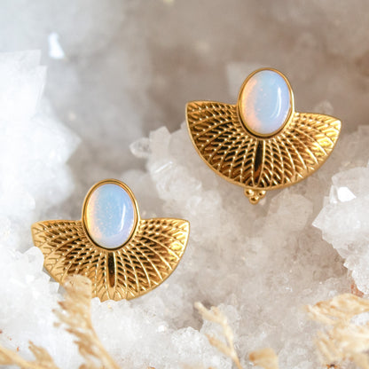 Gold fan-shaped earrings with opal